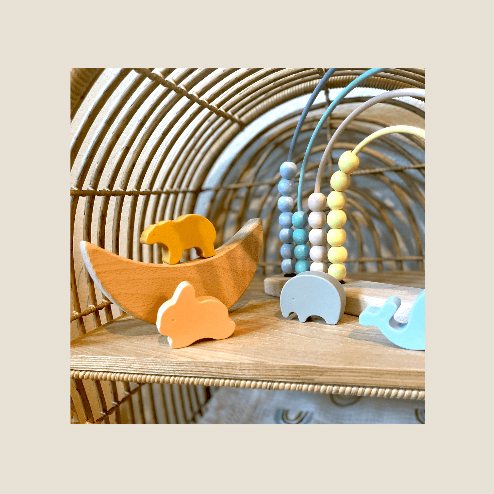 Animals Under The Moon Wooden Toy Set - Liraandco